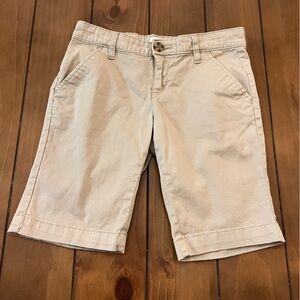 Old Navy Adjustable Waistband School Uniform Shorts Size 10